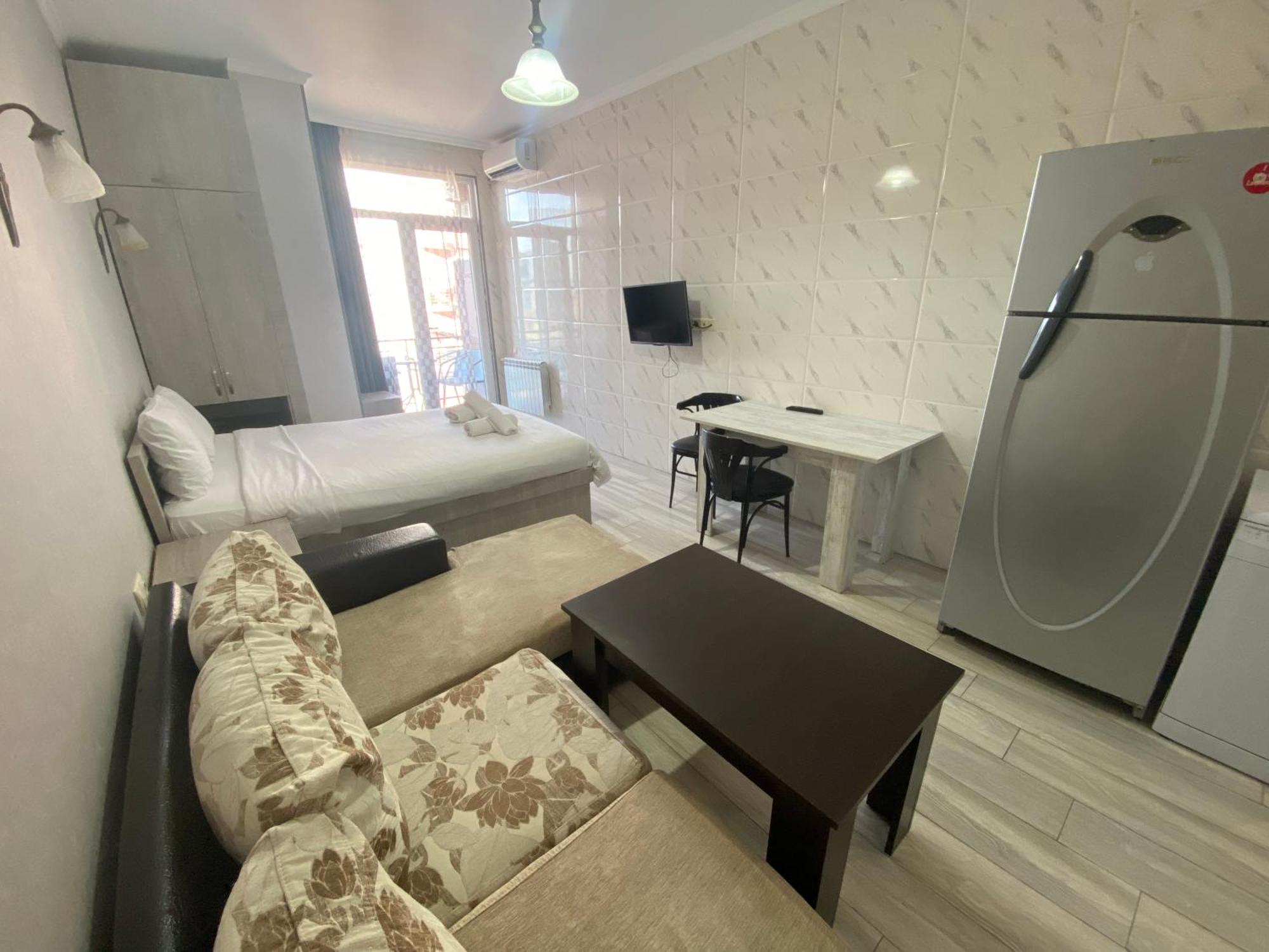 Apartment - Nino Batumi Exterior foto